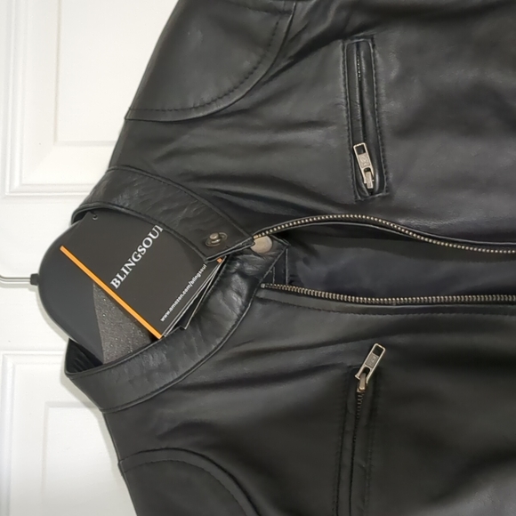 Leather Jacket with tags - Picture 2 of 5